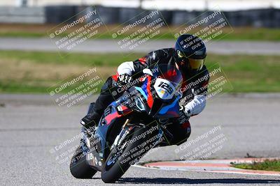 media/Jan-21-2023-Fastrack Riders (Sat) [[fcf3f88a30]]/Level 2/Session 4 Turn 6-Mountian Shot/